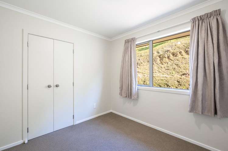 41 Saint Lawrence Street Toi Toi_7