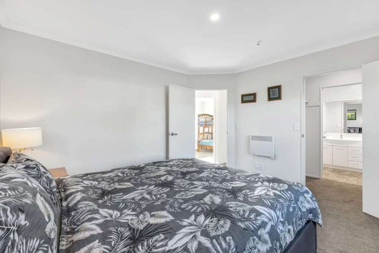 100 Barry Avenue Cromwell_12