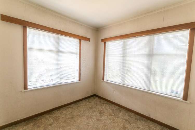 2145 Great North Road Avondale_6