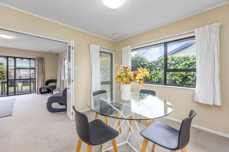 4 Settlers Grove Orewa_11