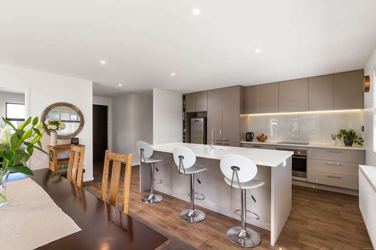 11 Oxfordshire Avenue Lower Shotover_1