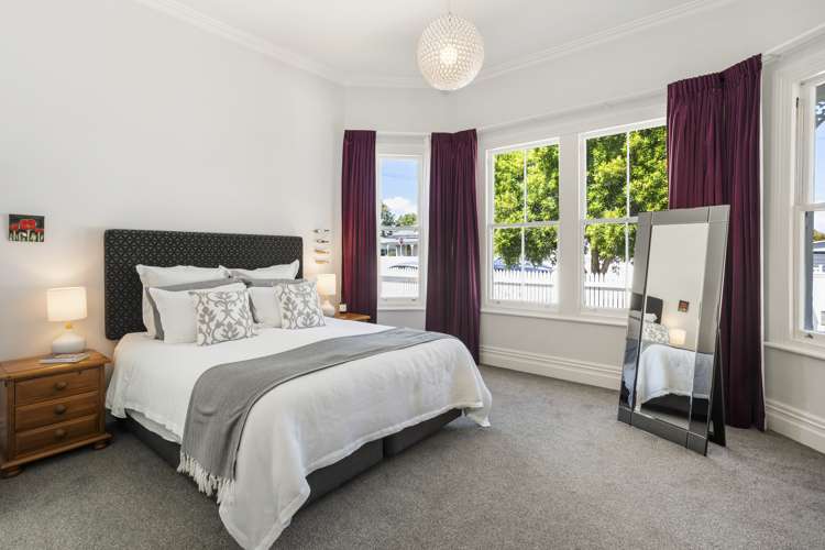 28 Royal Terrace Sandringham_16