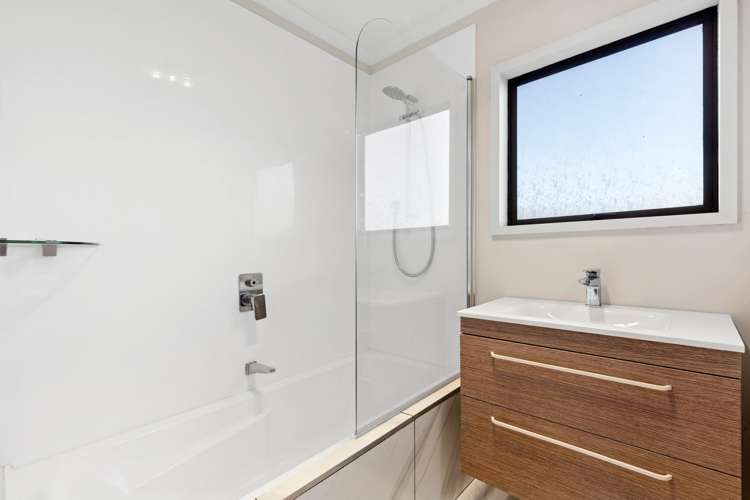 2/12 Bolt Road Annesbrook_7