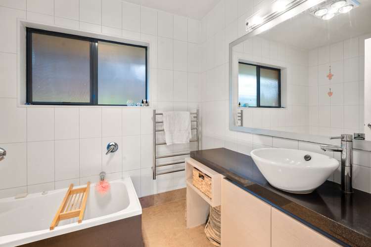 89 Lytton Street Glenholme_22