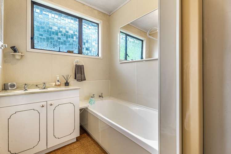 7 Bain Place Bucklands Beach_12