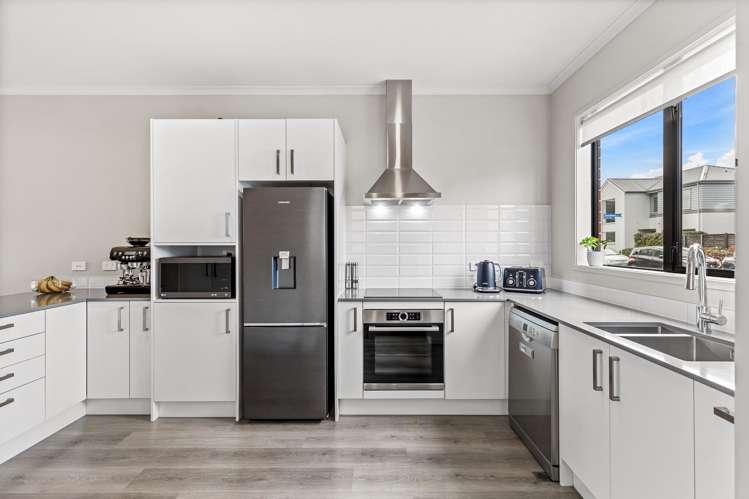 14 Peihana Road Hobsonville_3