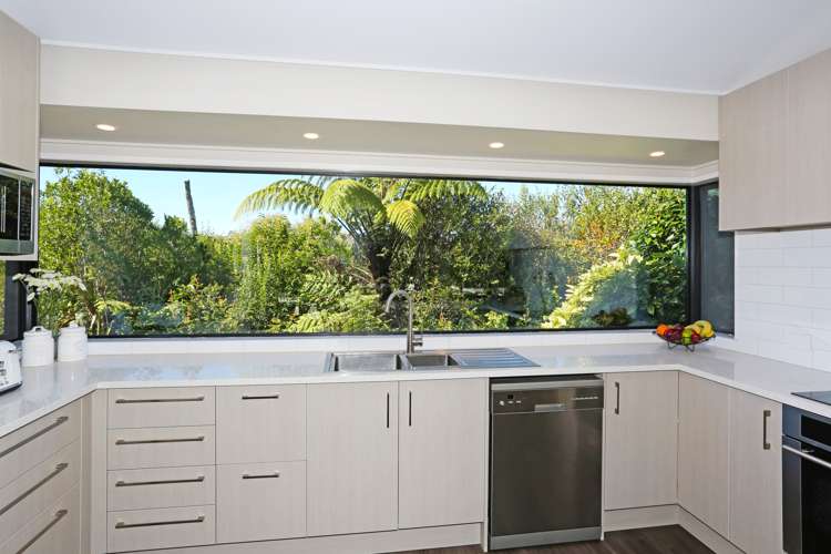 22 Munros Road Clevedon_3