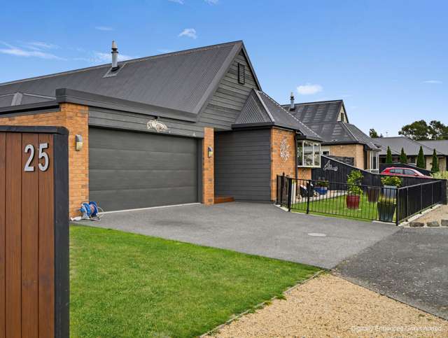25 Wellington Street Ashley_2