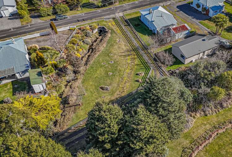 17B Railway Row Ohakune_7