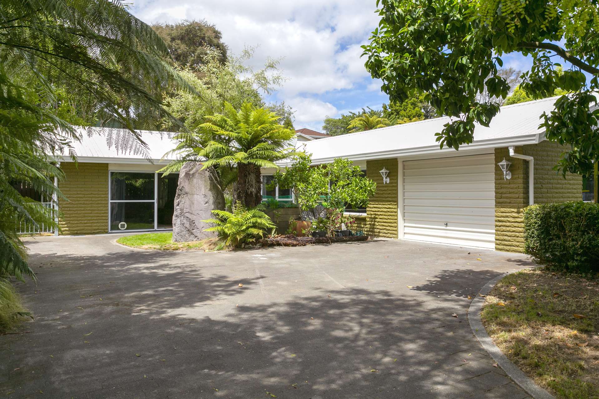 2/40 Hinekura Avenue Taupo_0