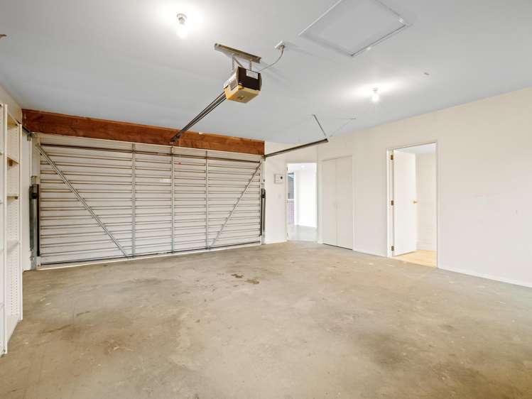 4 Netherby Lane Shirley_10