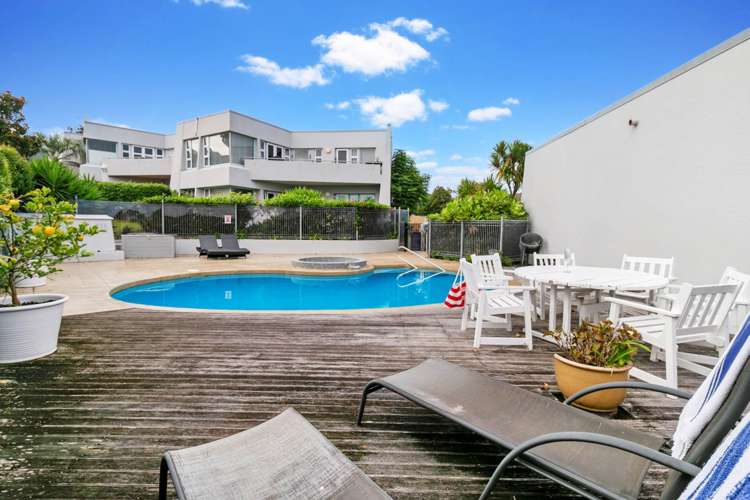 11/18 Takitimu Street Orakei_13