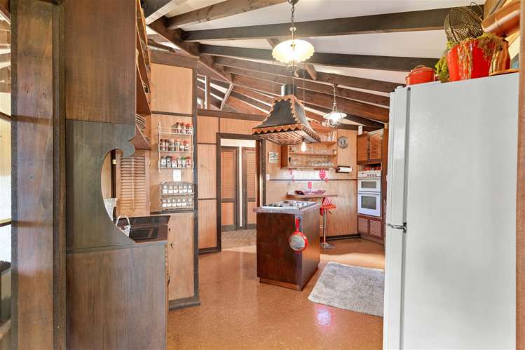 89 Takahe Road Titirangi_11