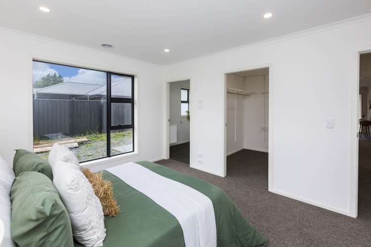 8 Passchendaele Grove Trentham_16