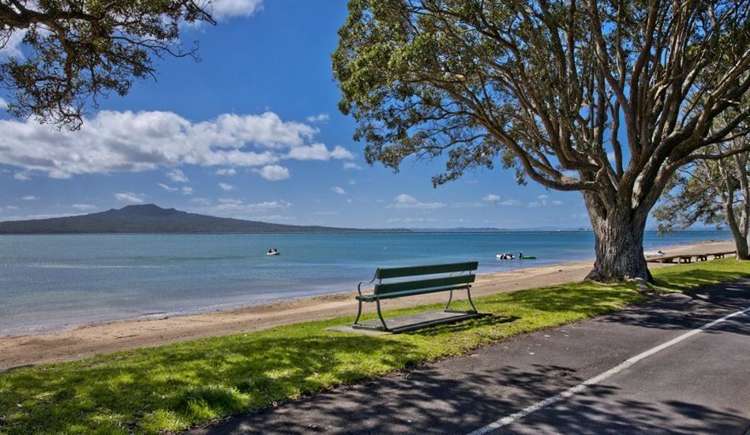 1/85 Lake Road Belmont_11