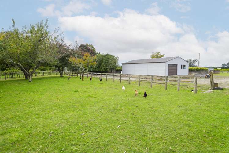 209 Bell Road Makaraka_1