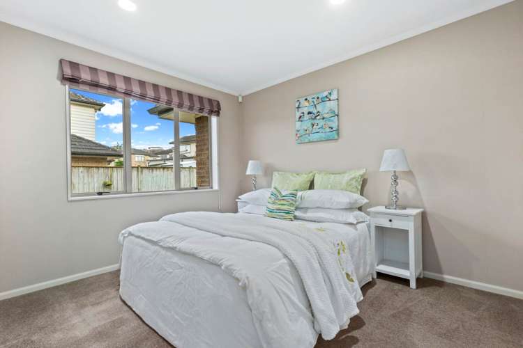 2 Woolaston Place Flat Bush_10