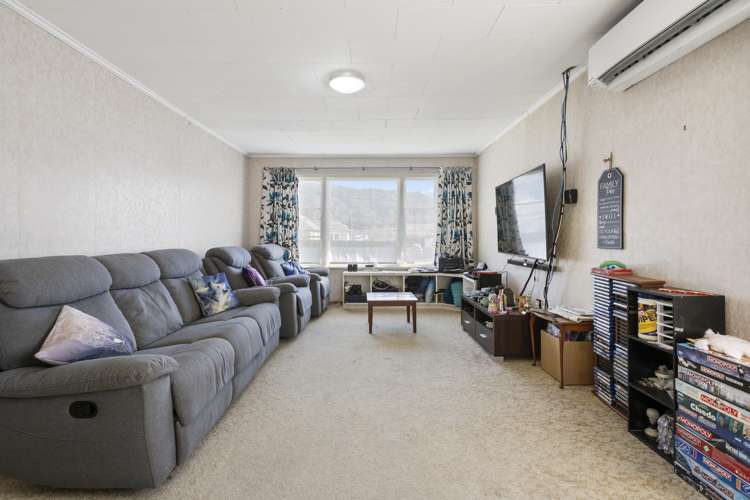 3 Ngaio Street Otaki Beach_7