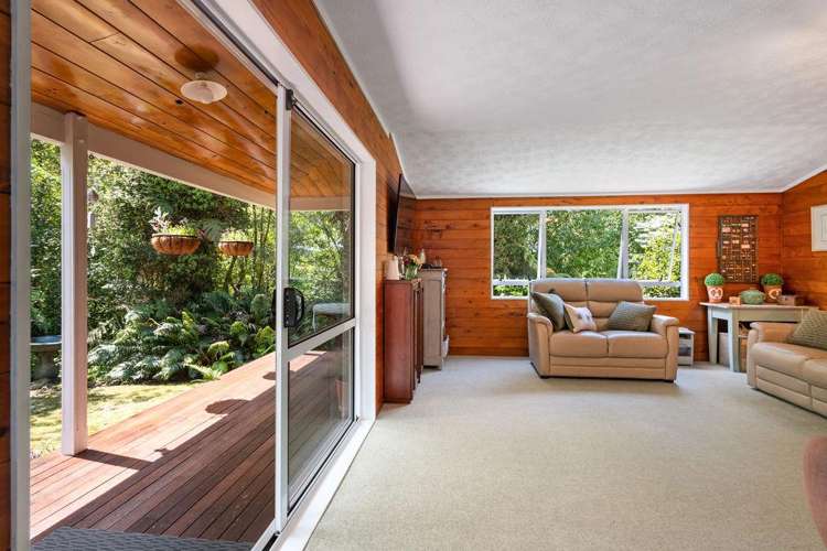 1849 Manawahe Road Manawahe_14