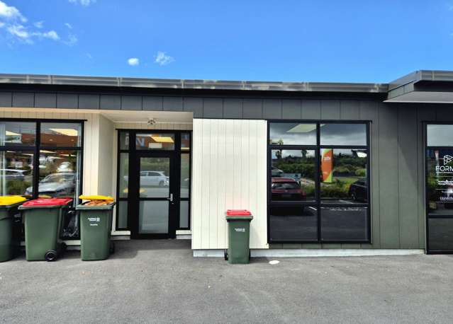 Ready-to-go office in Westgate