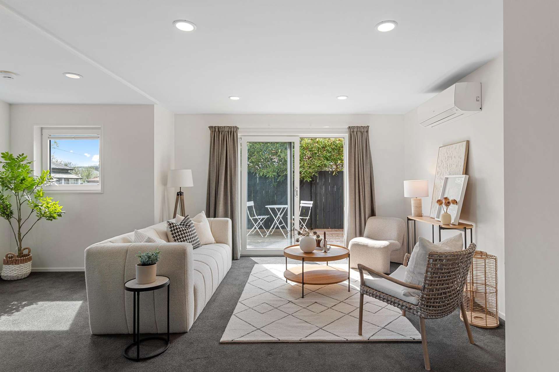 1/6 Feilding Street Addington_0