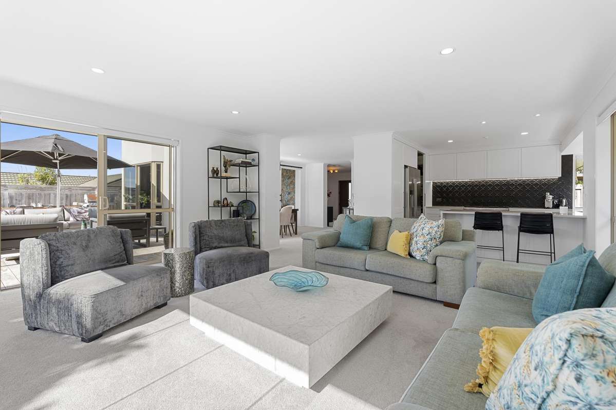 123 Grovenor Drive_2