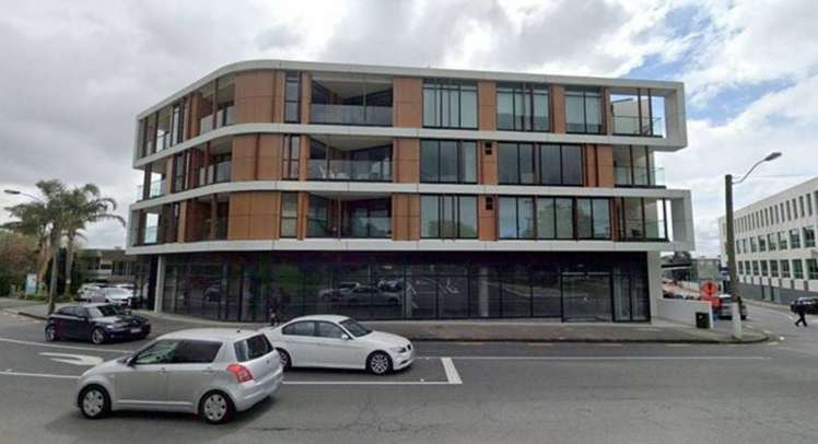 1R/10 Normanby Road Mount Eden_15