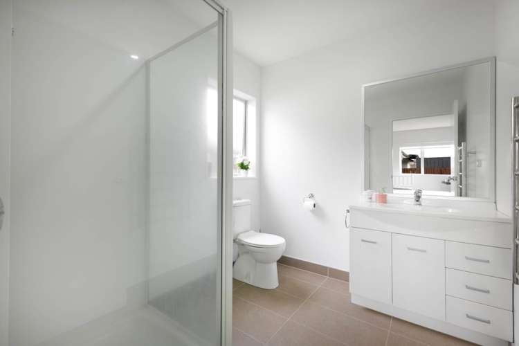 52 Popokatea Drive Takanini_10