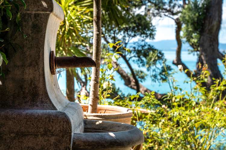 8 Kennedy Point Road Surfdale_18