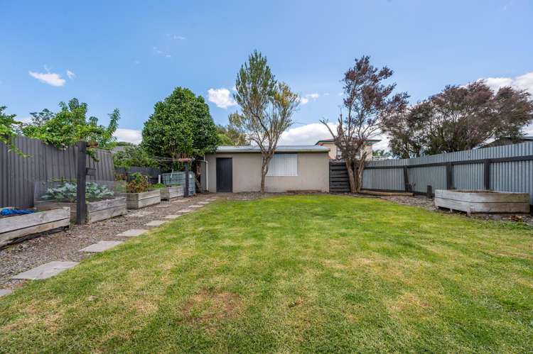 1106 Karamu Road North Mayfair_8