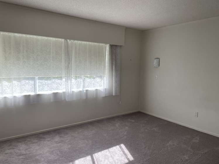 10B CHURCHILL TERRACE Waiuku_13