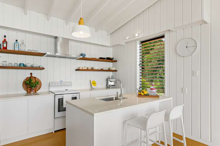 41 Ridge Road Mahurangi East_12