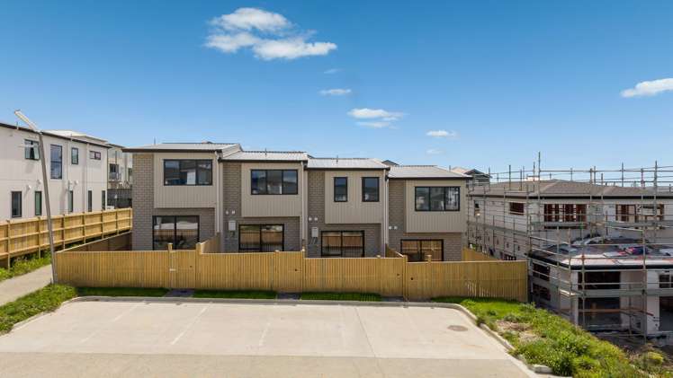 20 & 26 Adamson Road Flat Bush_21