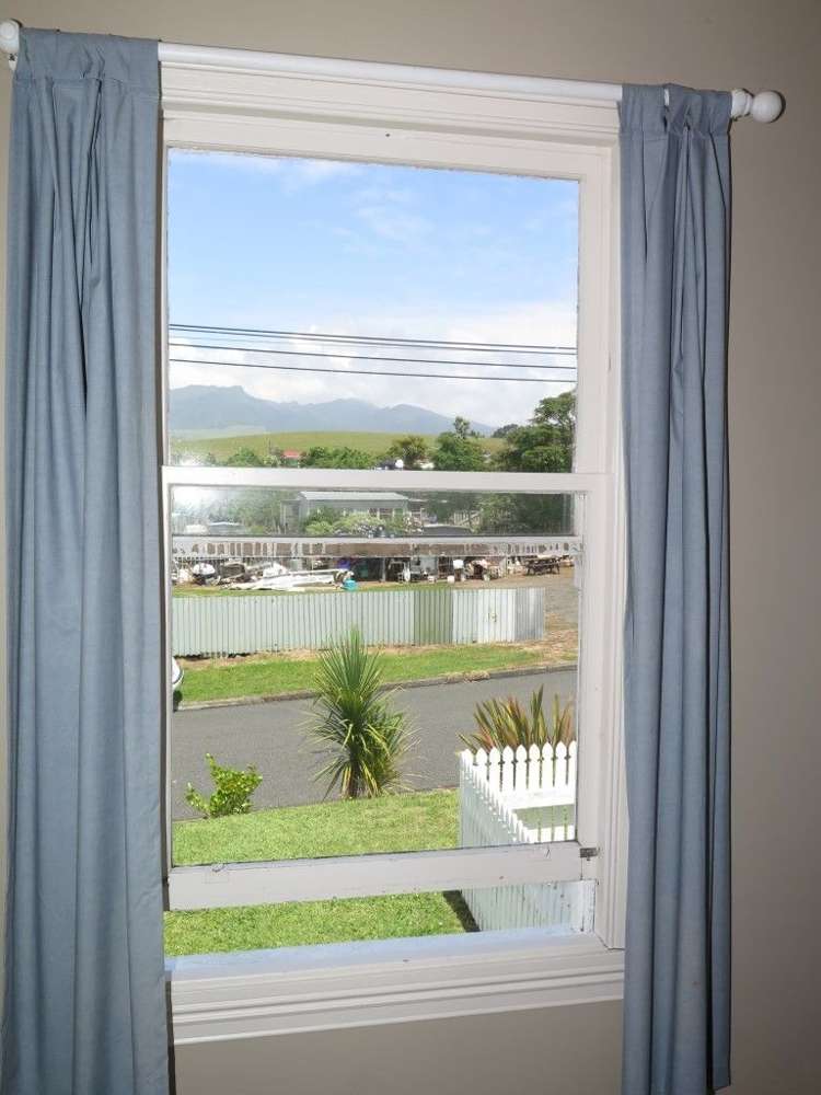 2 Smith Street Raglan_8