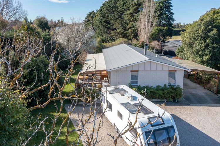 65 Old Main North Road Leithfield_17