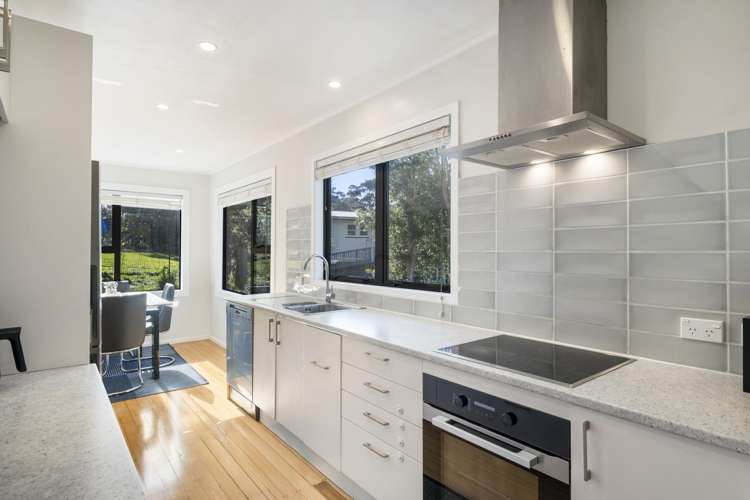 86 Willerton Avenue New Lynn_16