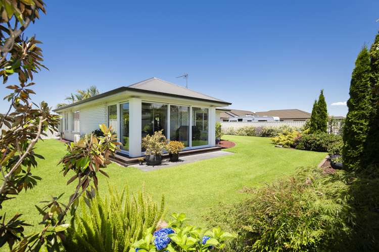 3 Sterling Park Lytton West_8