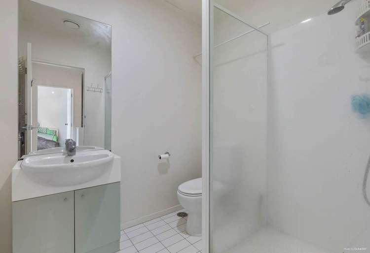 42/3 Wagener Place Mt Albert_6