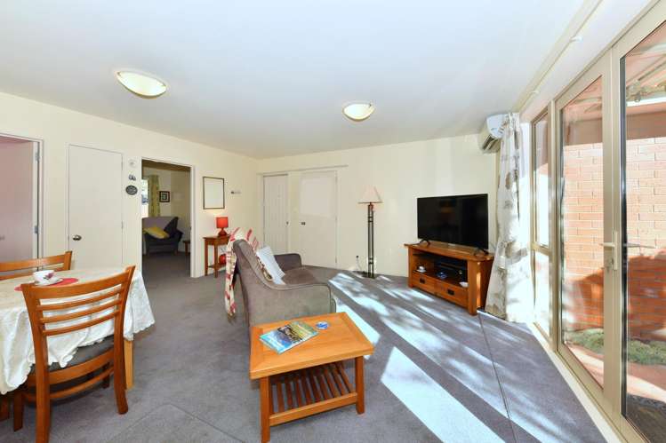 4/108 Yaldhurst Road Sockburn_8