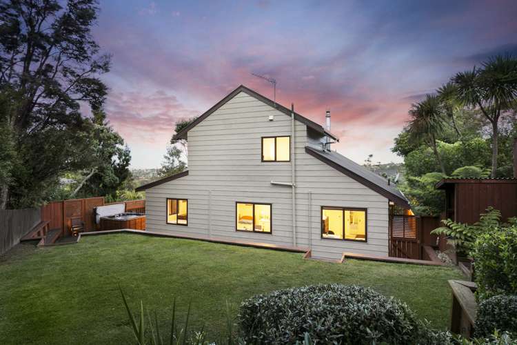 19 Longfellow Parade Glen Eden_16