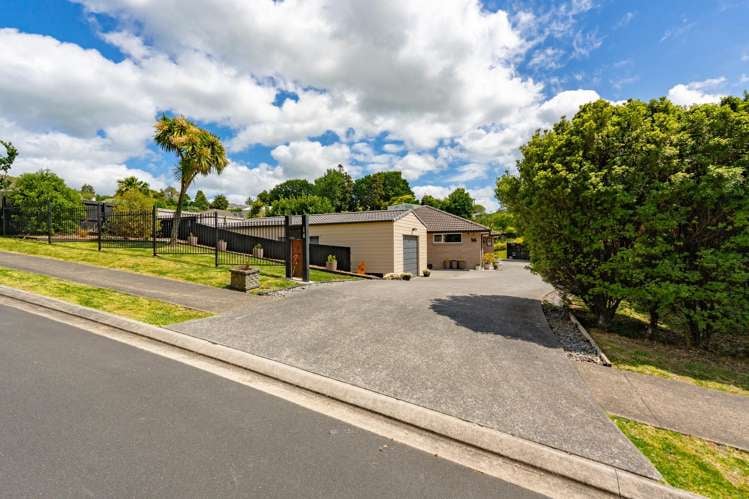 16 Gavinike Place Waimauku_1