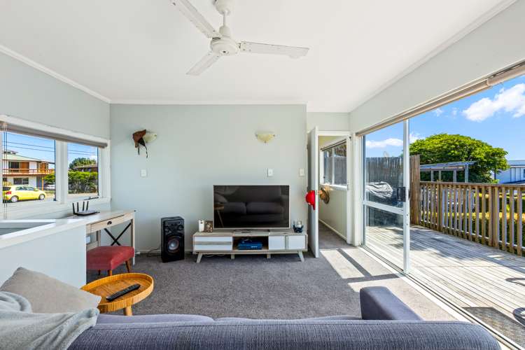 1412 Whangaparaoa Road Army Bay_2