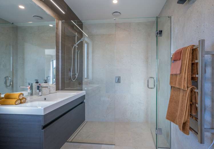 89 Sunningdale Drive Stoke_17