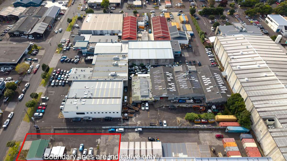 60,64,64A Walls Road_5