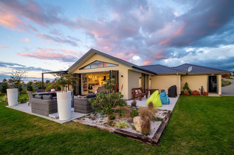 77 Galeo Road Redwood Valley_1