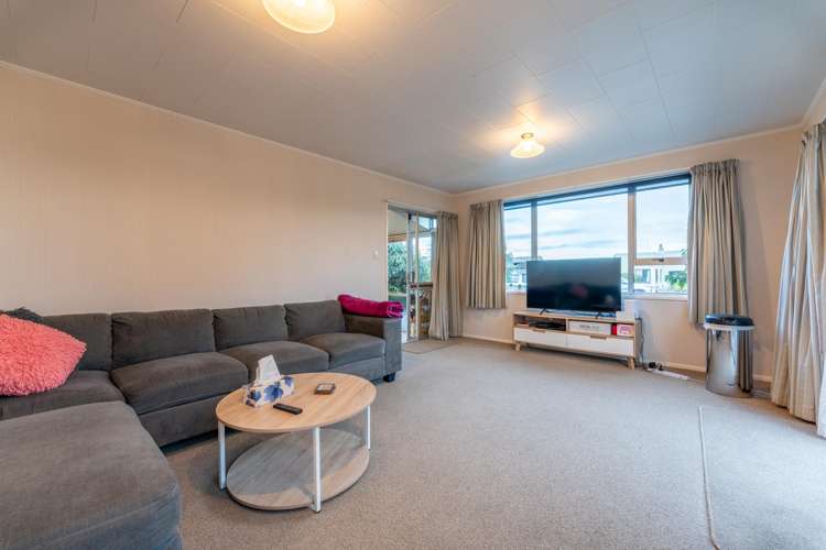 2/207a Otipua Road_1