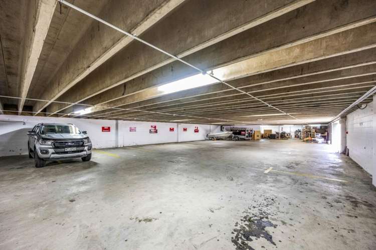 38 & 38i Lunn Avenue Mount Wellington_11