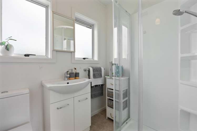 1/22 Kipling Crescent Stoke_9