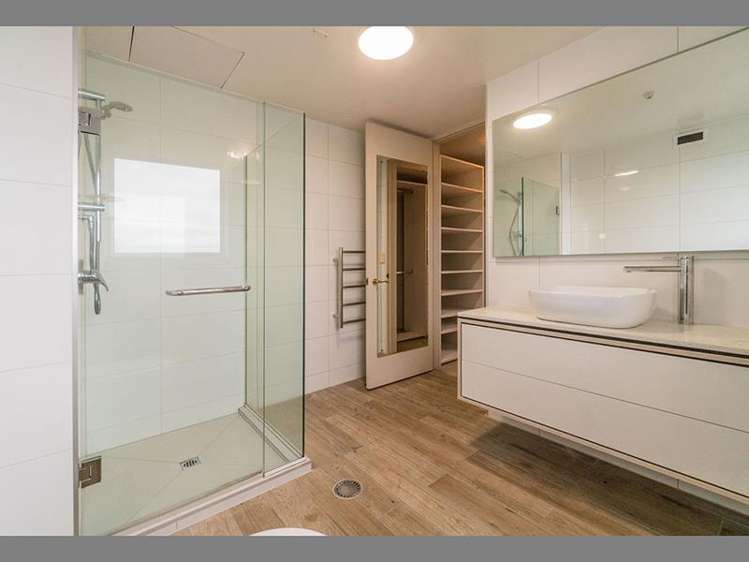 1a/27 George Street Newmarket_13