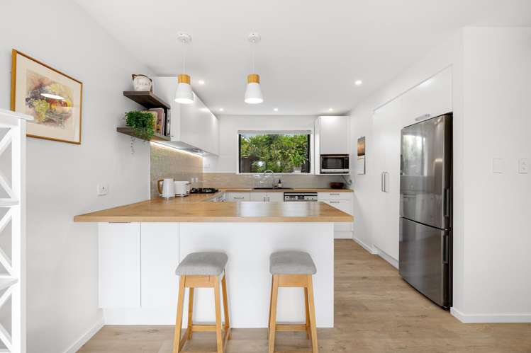 20 Sheraton Place Redwood_3